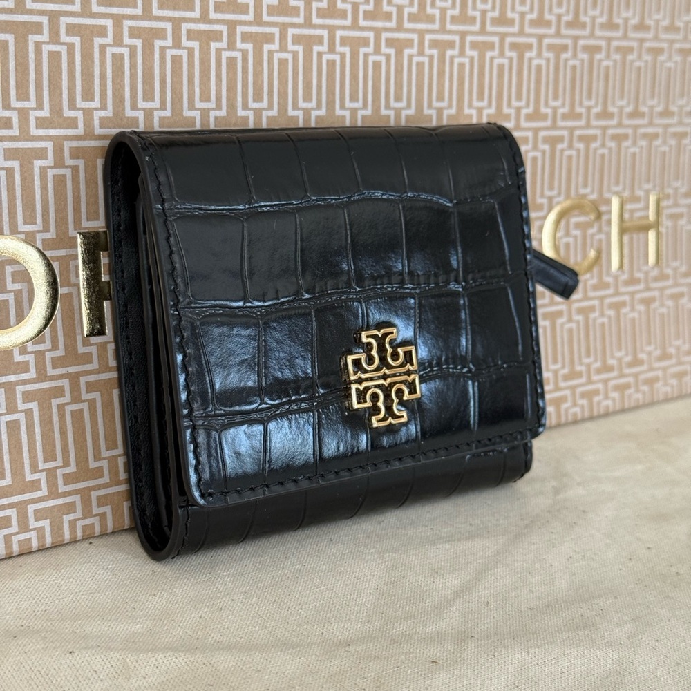 New Tory Burch Britten croc leather black bifold wallet